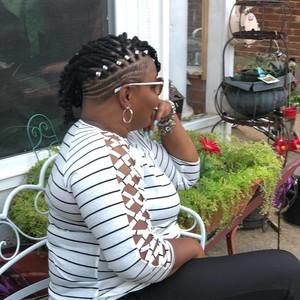 Meet your Posher, Carlon